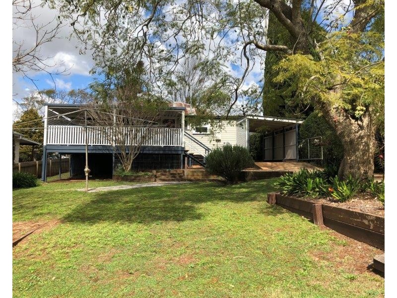5 Garde Street, Centenary Heights QLD 4350