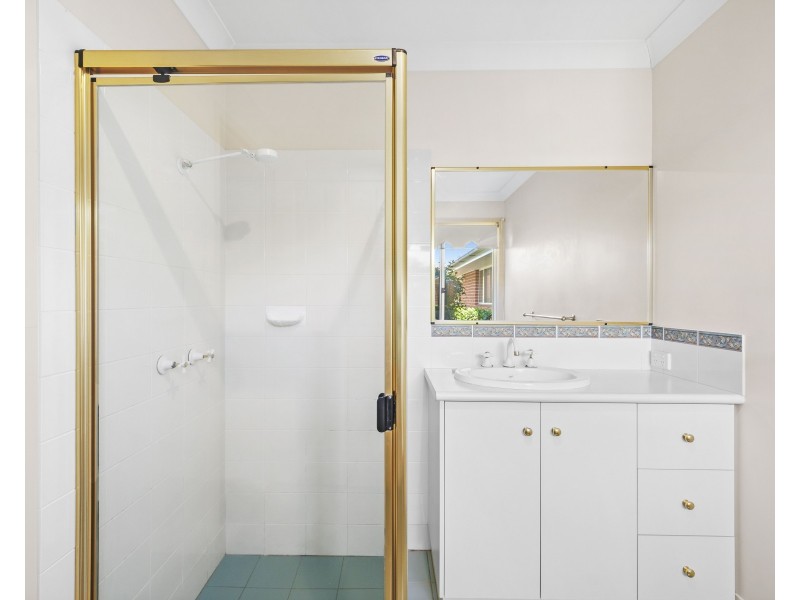 14 Windemere Terrace, Mount Lofty QLD 4350