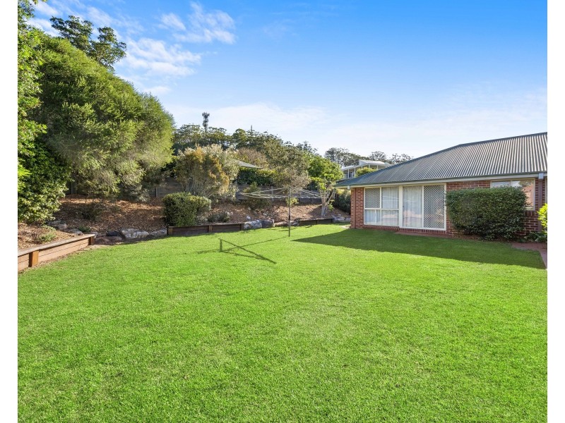 14 Windemere Terrace, Mount Lofty QLD 4350