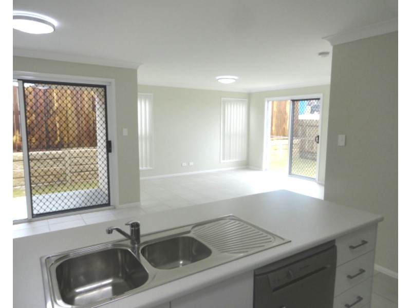 1/1 Preston Court, Glenvale QLD 4350