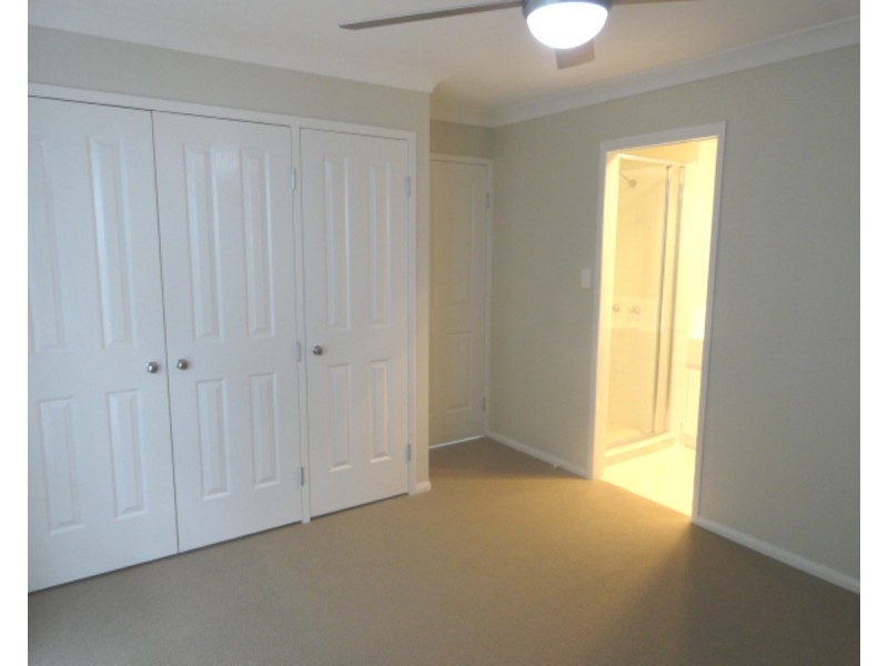 1/1 Preston Court, Glenvale QLD 4350