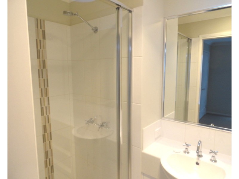 1/1 Preston Court, Glenvale QLD 4350