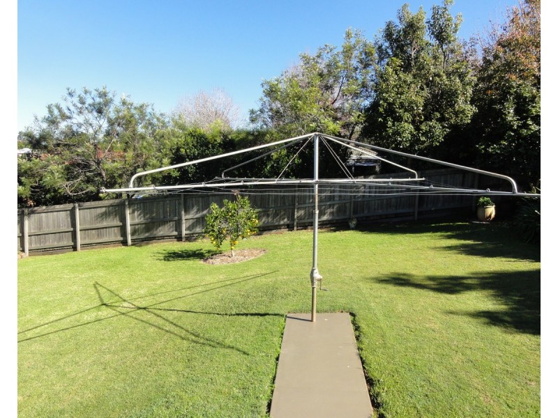 18 Rodway Crescent, Rangeville QLD 4350