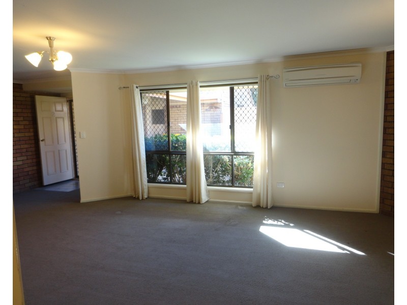 2/15 Paradise Street, Harristown QLD 4350