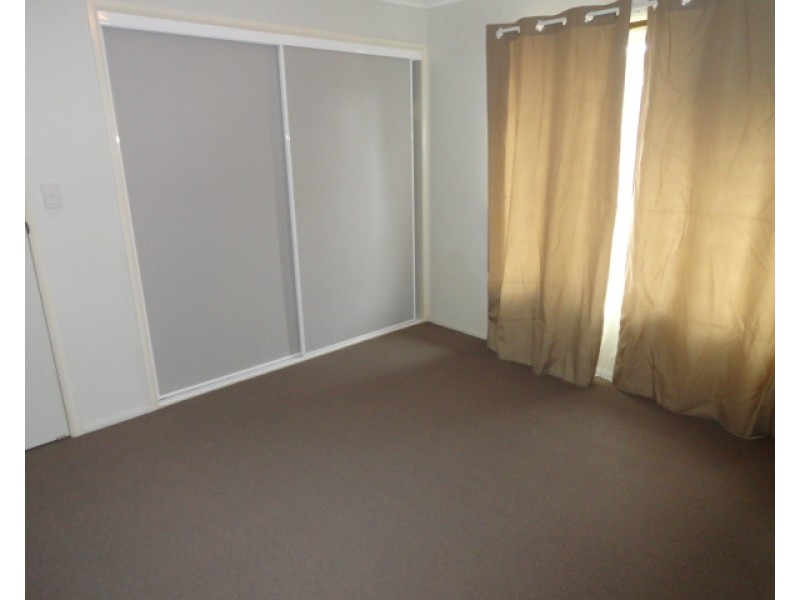 2/15 Paradise Street, Harristown QLD 4350