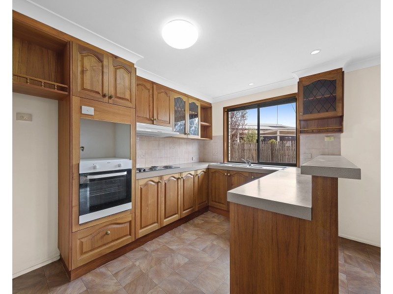 9 Marguerita Court, Centenary Heights QLD 4350
