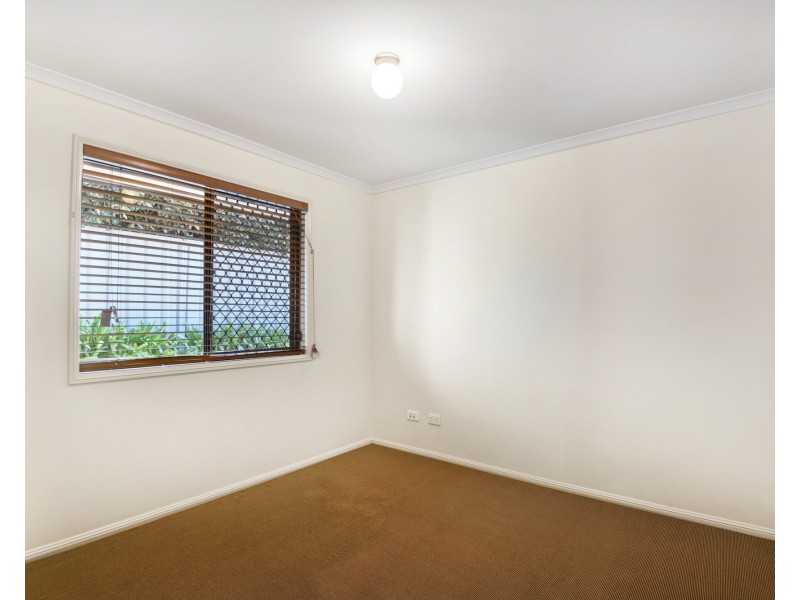 18 Holt Street, Middle Ridge QLD 4350