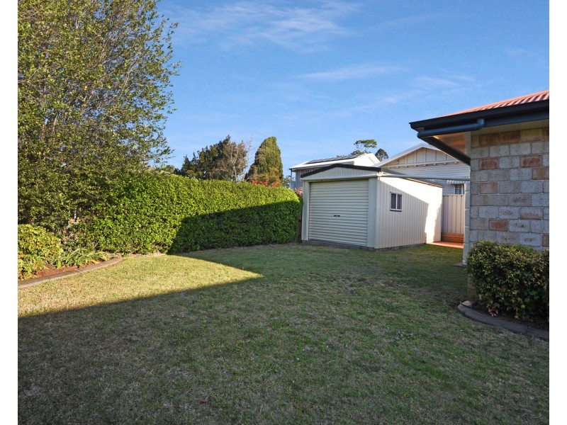 18 Holt Street, Middle Ridge QLD 4350