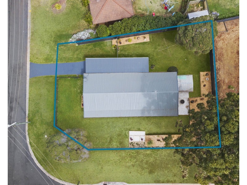14 Agnes Street, Centenary Heights QLD 4350