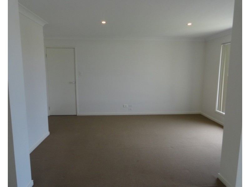 17 Furness Court, Kearneys Spring QLD 4350