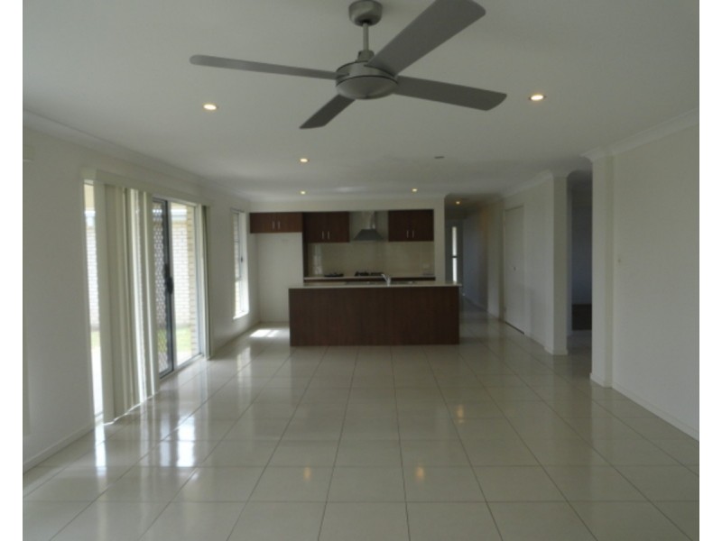 17 Furness Court, Kearneys Spring QLD 4350