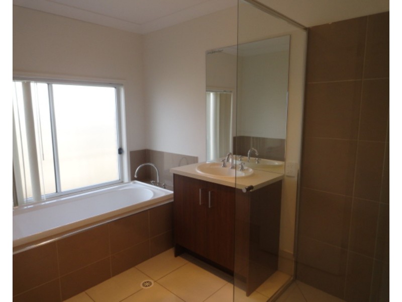 17 Furness Court, Kearneys Spring QLD 4350