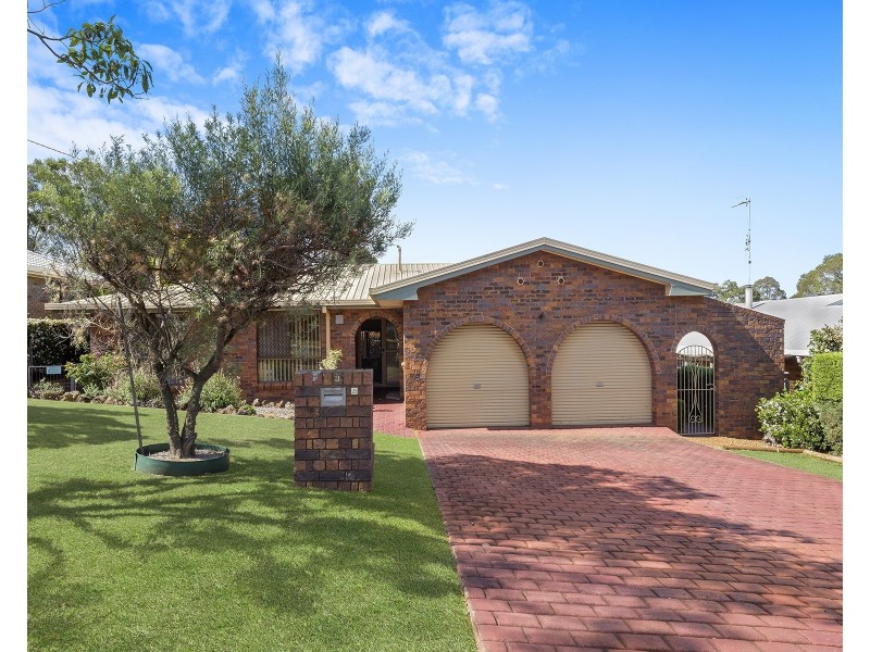 3 Zoe Court, Centenary Heights QLD 4350