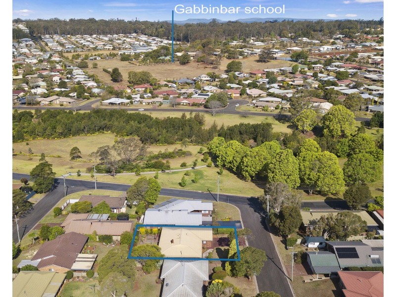 3 Zoe Court, Centenary Heights QLD 4350