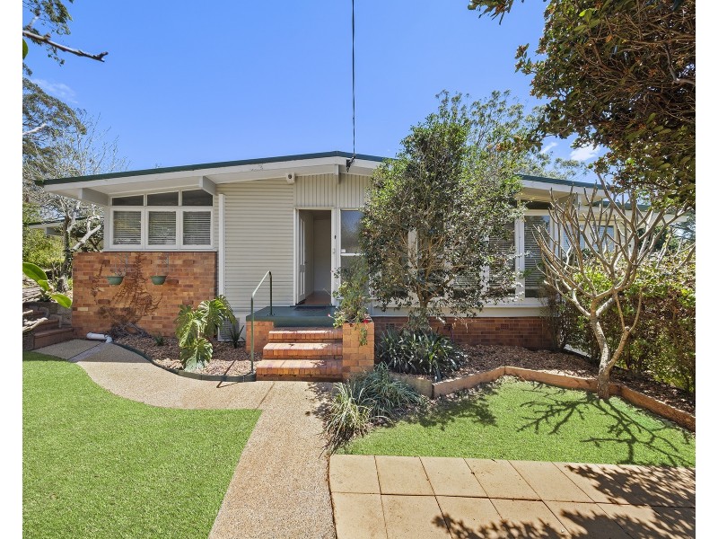 13 Rifle Range Road, Mount Lofty QLD 4350