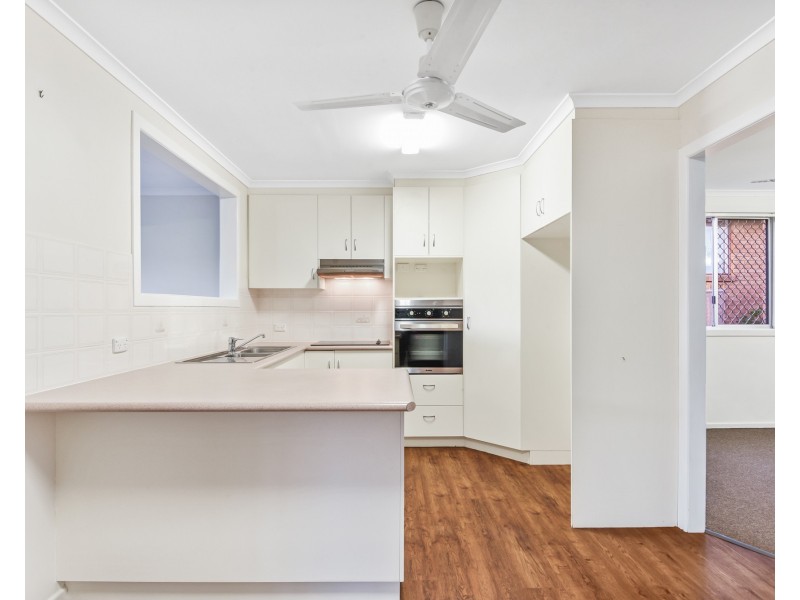 9 Hinton Street, Wilsonton QLD 4350