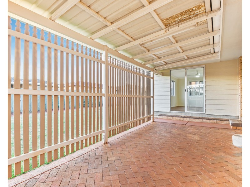 9 Hinton Street, Wilsonton QLD 4350