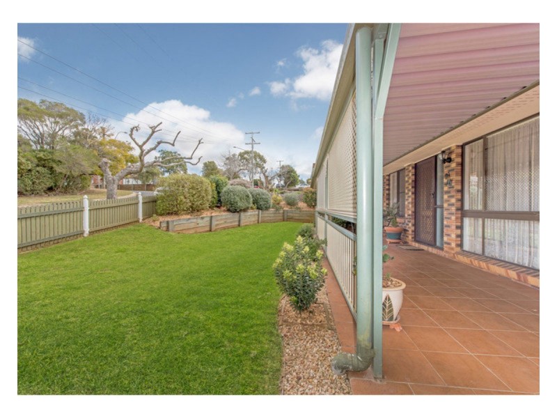 12 Chardonnay Street, Wilsonton Heights QLD 4350