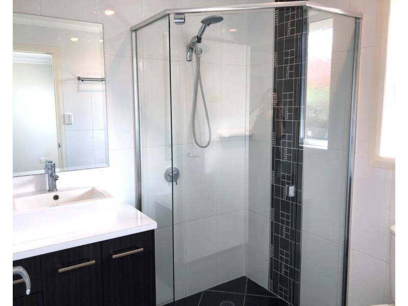 Unit 1/310A Hume Street, Centenary Heights QLD 4350