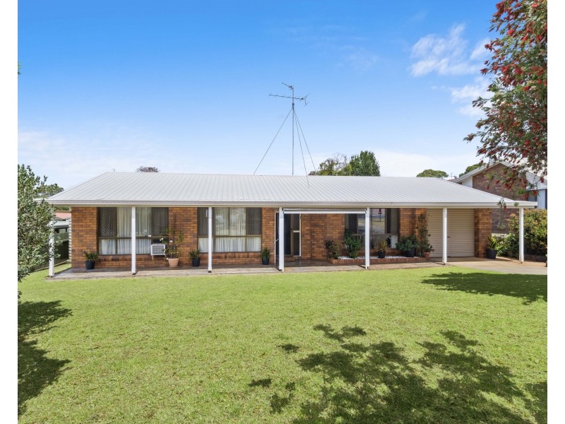 46 Agnes Street, Centenary Heights QLD 4350