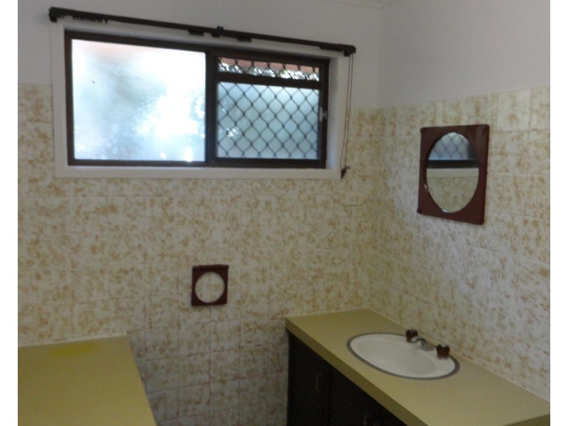 1/136 Ramsay Street, Centenary Heights QLD 4350
