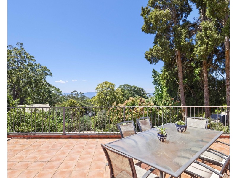 17 Wooldridge Street, Mount Lofty QLD 4350