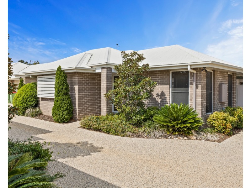 1/5 Gatfield Street, Newtown QLD 4350