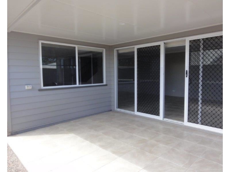 3/303 Stenner Street, Centenary Heights QLD 4350