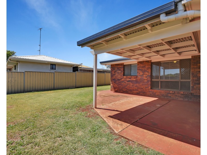 12 Nandi Court, Newtown QLD 4350