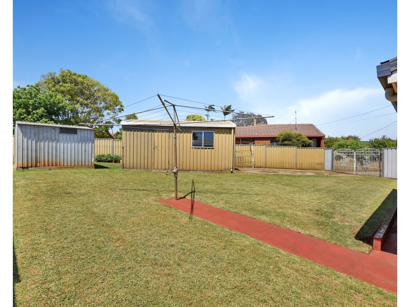 12 Nandi Court, Newtown QLD 4350