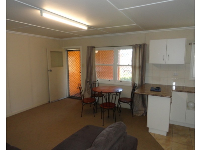 2/38 Bridge, East Toowoomba QLD 4350