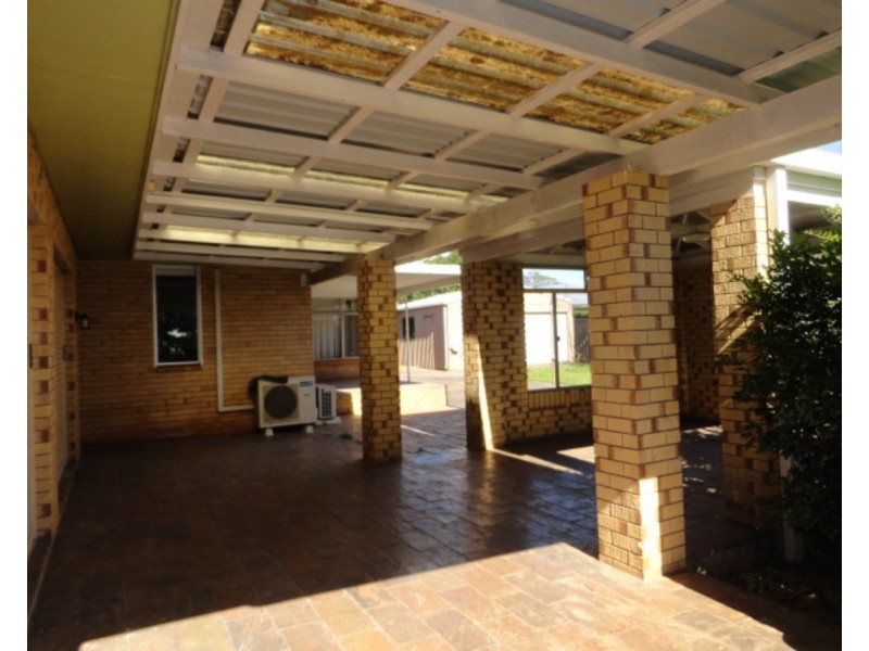 155 Rowbotham Street, Rangeville QLD 4350