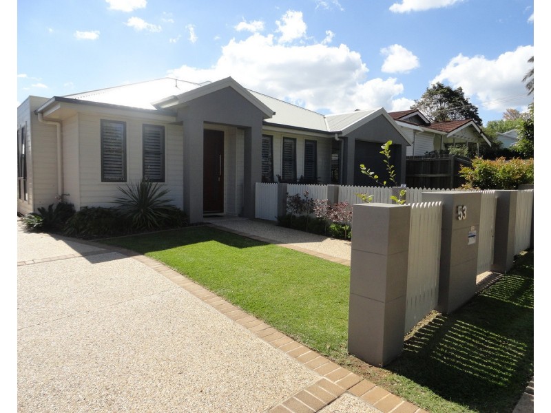 1/53 Mary Street, Mount Lofty QLD 4350