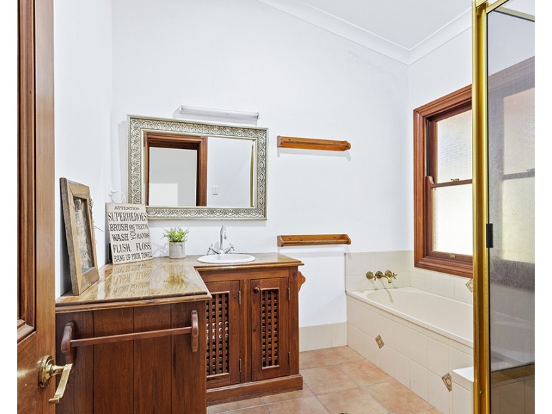 38 Stevenson Street, Redwood QLD 4350