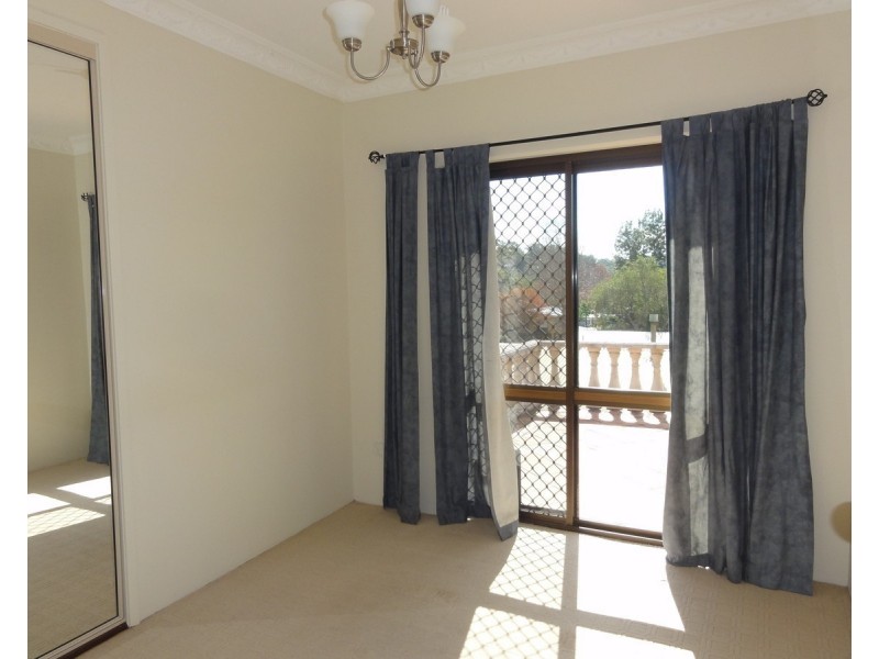 19D Wirra Wirra Street, Mount Lofty QLD 4350
