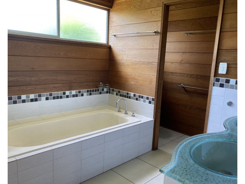 118 Curzon Street, Rangeville QLD 4350