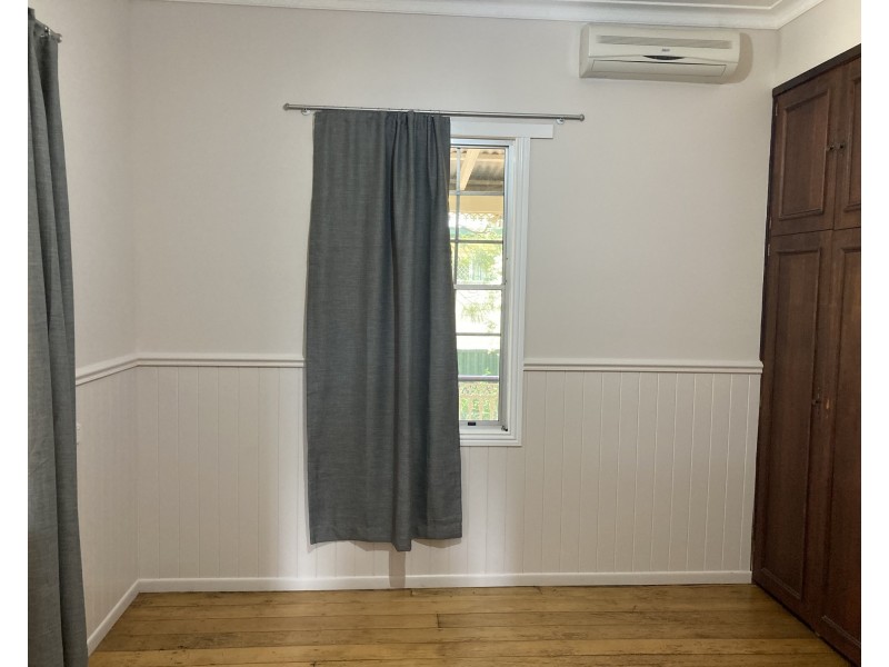 118 Curzon Street, Rangeville QLD 4350