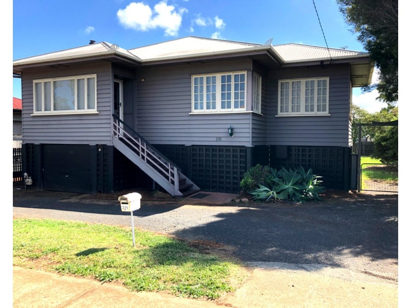 235 Long Street, South Toowoomba QLD 4350
