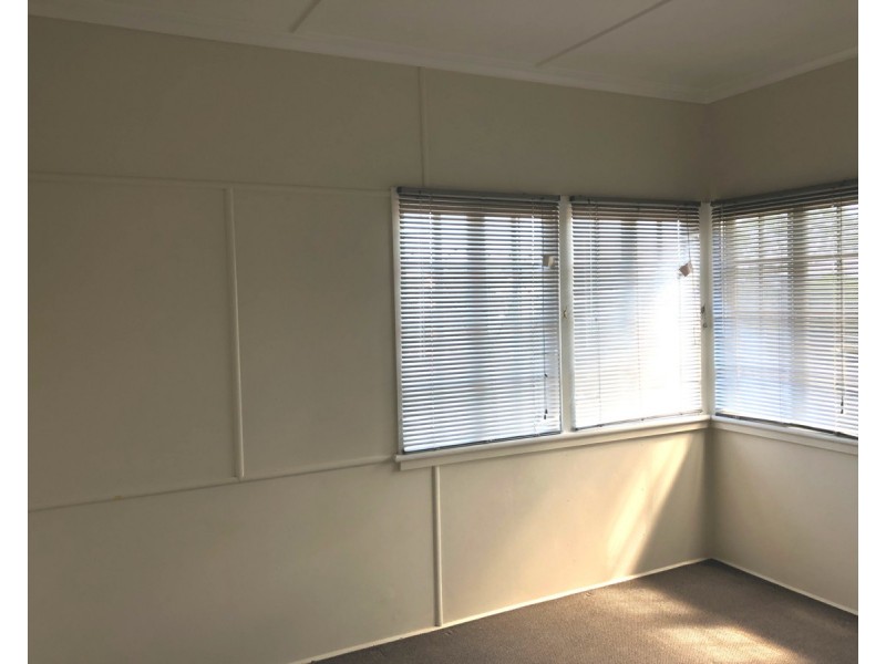 235 Long Street, South Toowoomba QLD 4350