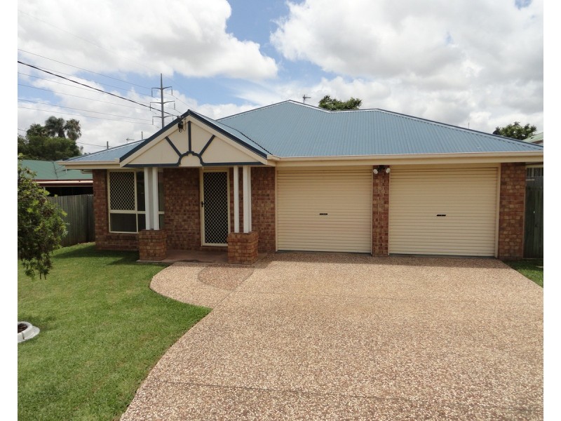9 Todd Court, Kearneys Spring QLD 4350