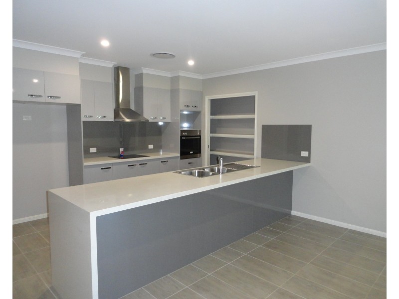 19A Warwick Street, Harristown QLD 4350