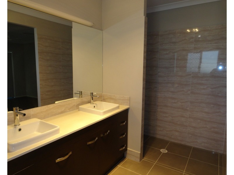 19A Warwick Street, Harristown QLD 4350