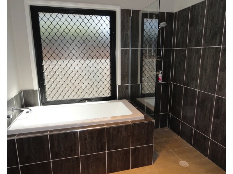 19A Warwick Street, Harristown QLD 4350