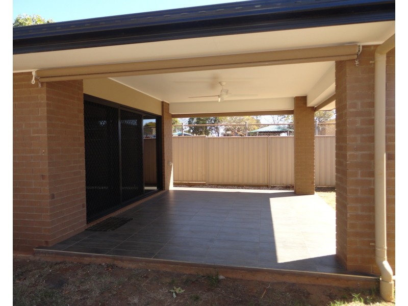 19A Warwick Street, Harristown QLD 4350