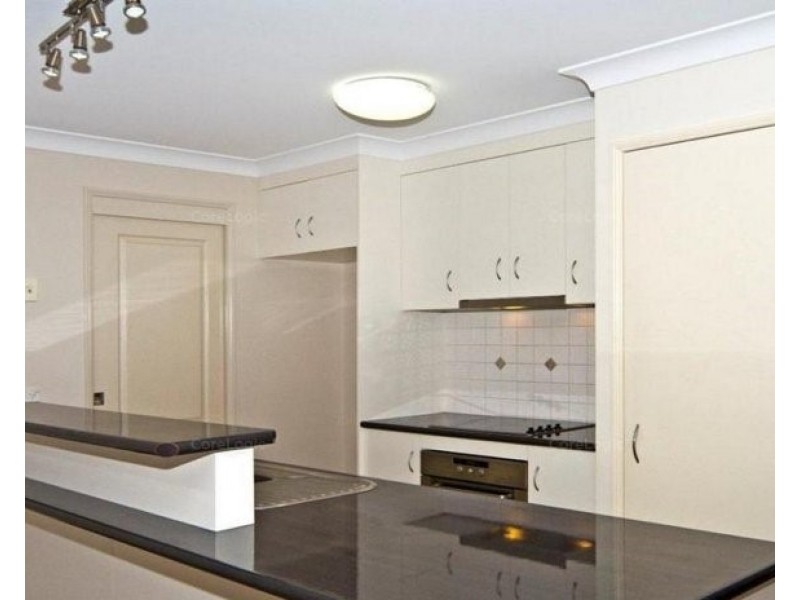 8 Patron Crescent, Glenvale QLD 4350