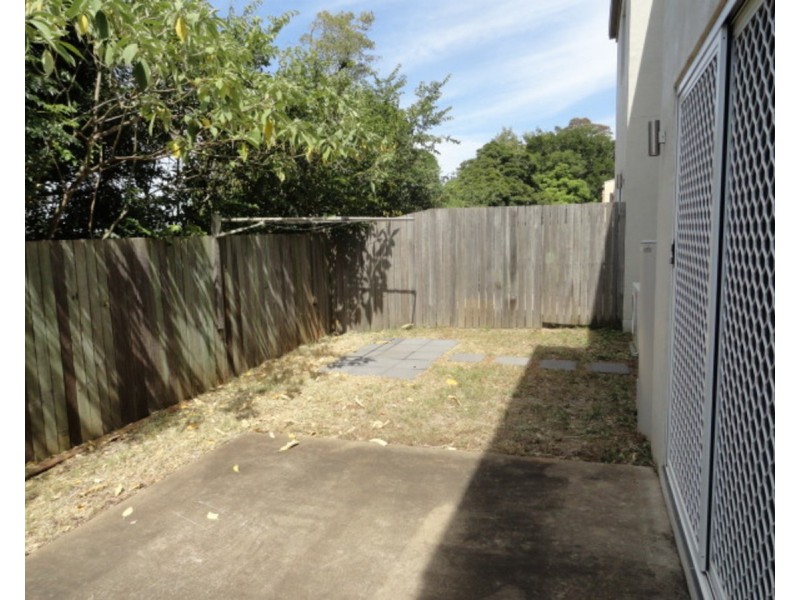 3/101 Stuart Street, North Toowoomba QLD 4350