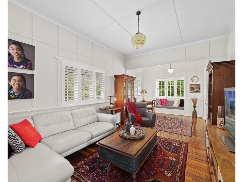 6 Arthur Street, East Toowoomba QLD 4350