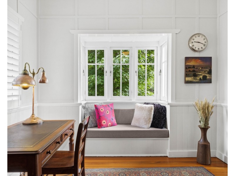 6 Arthur Street, East Toowoomba QLD 4350