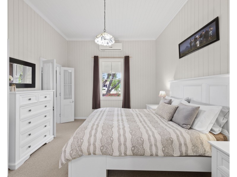 248 Geddes Street, Centenary Heights QLD 4350