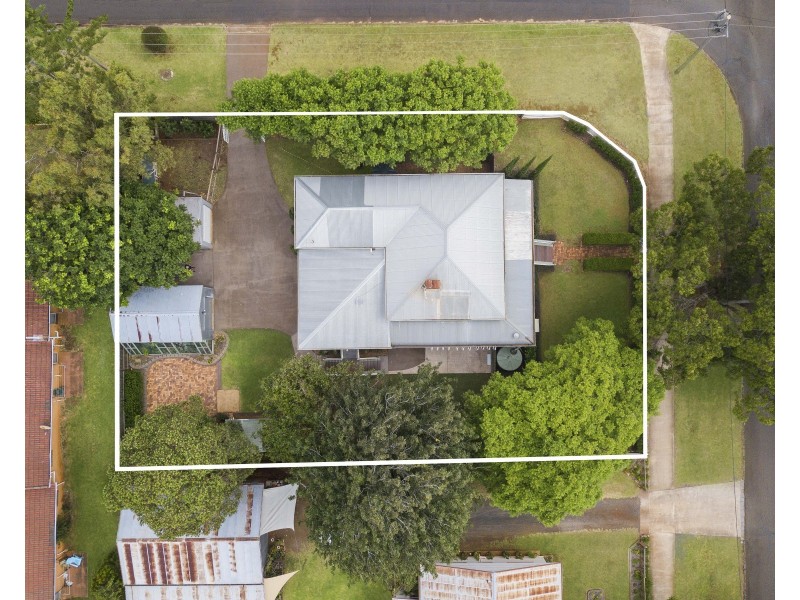 248 Geddes Street, Centenary Heights QLD 4350